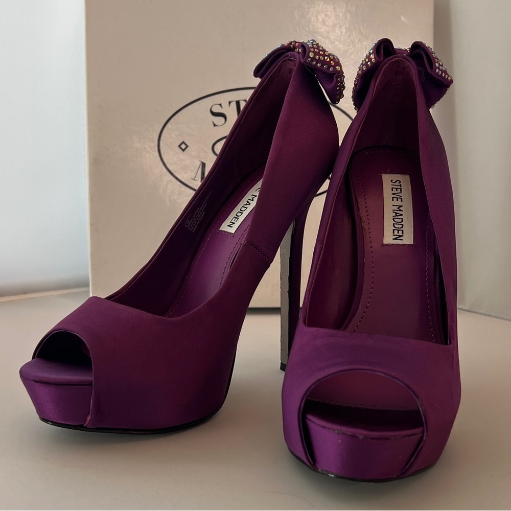 Steve Madden Purple Peep Toe Shimma Heels